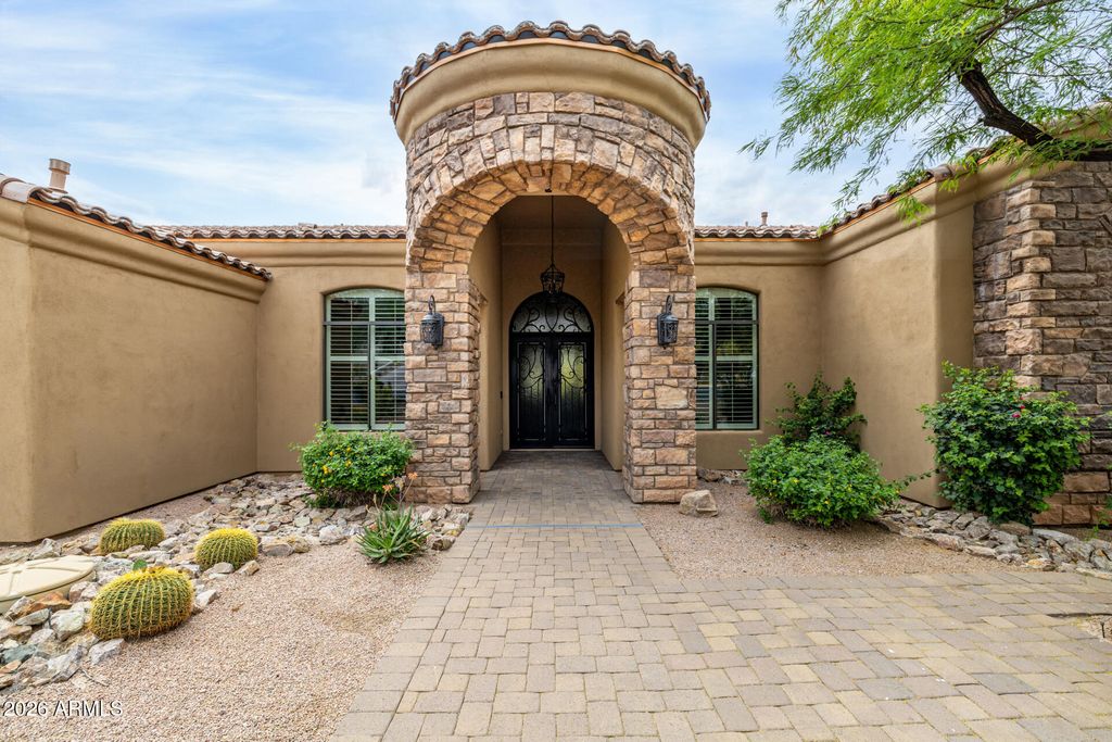 Photo of 10761 E Calle Del Cascabel, Gold Canyon, AZ 85118 (MLS # 7005901)