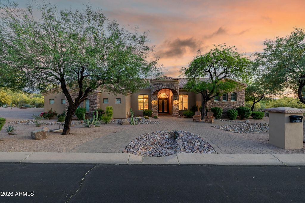 Photo of 10761 E Calle Del Cascabel, Gold Canyon, AZ 85118 (MLS # 7005901)