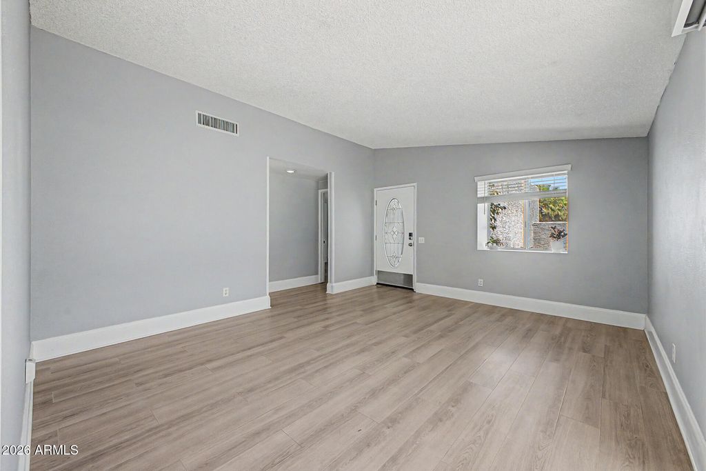 Photo of 1835 W El Monte Place, Chandler, AZ 85224 (MLS # 7041044)