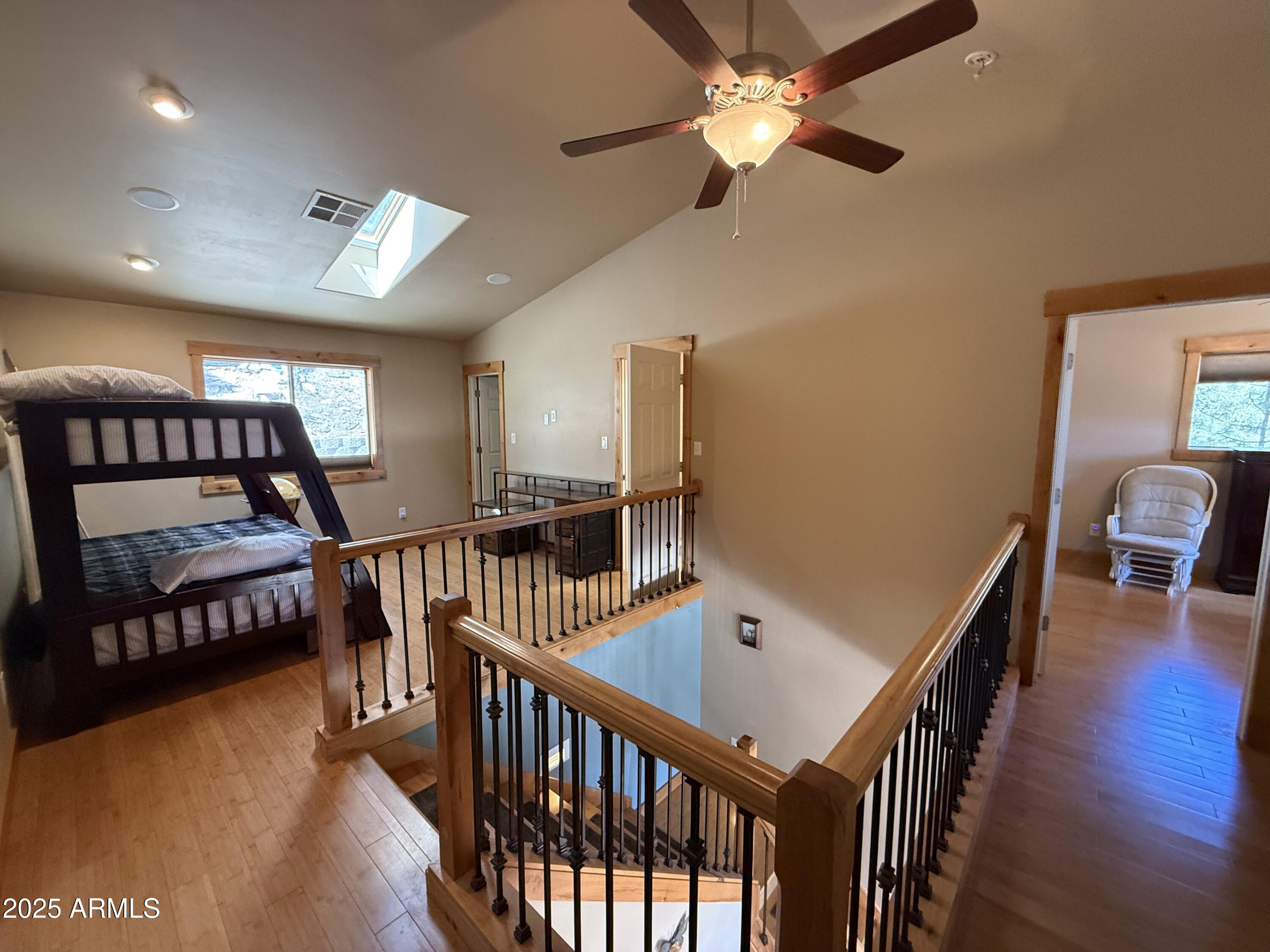 24930 S HORSETHIEF BASIN Road