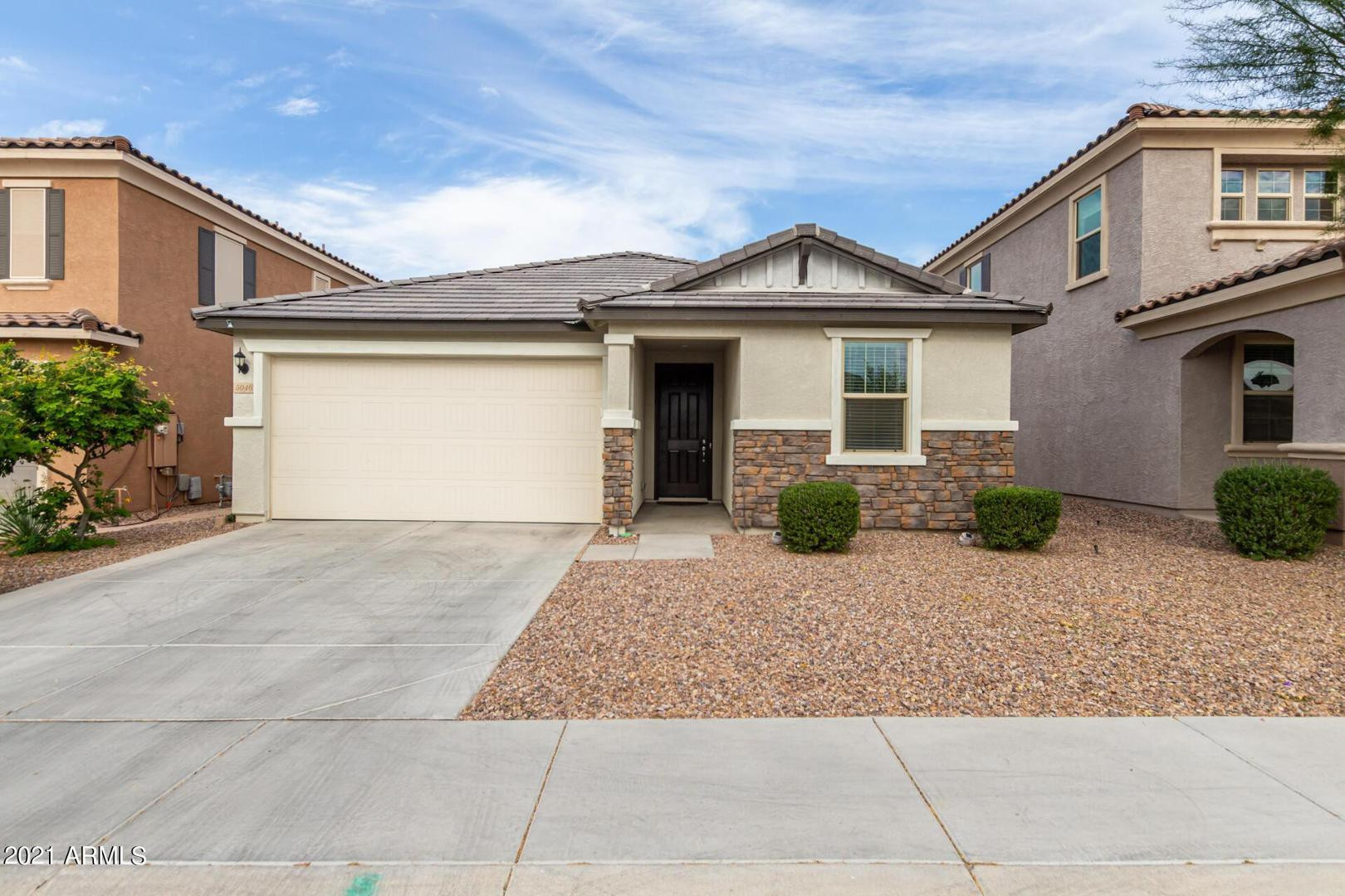 5046 E Hannibal Street