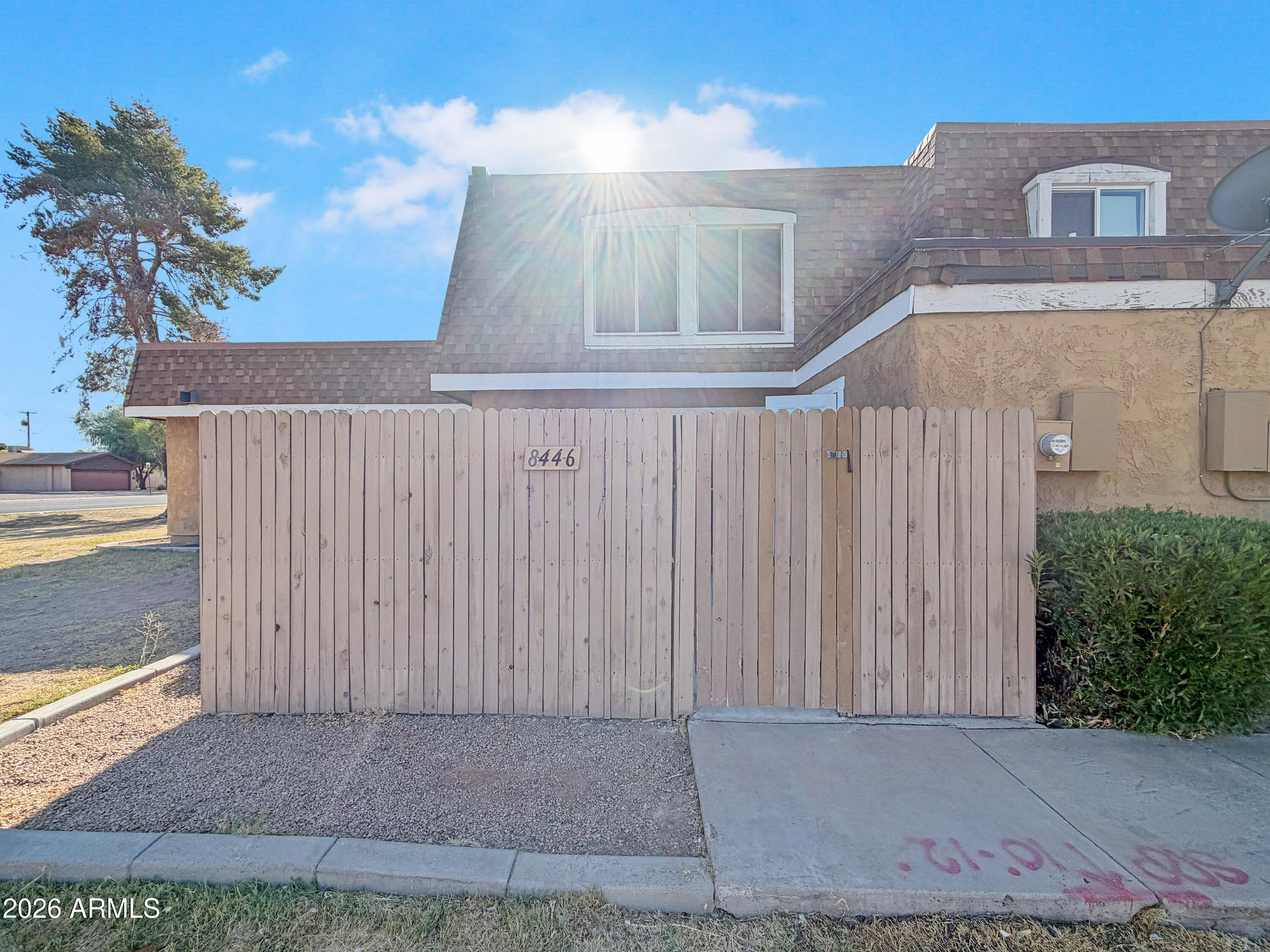 8446 N 34TH Drive