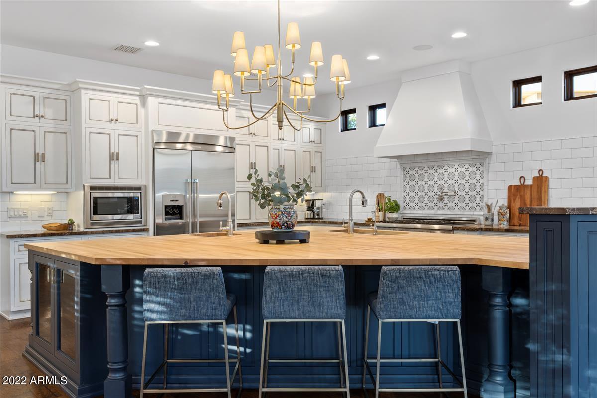 HERITAGE HILLS UNIT 2 - Residential