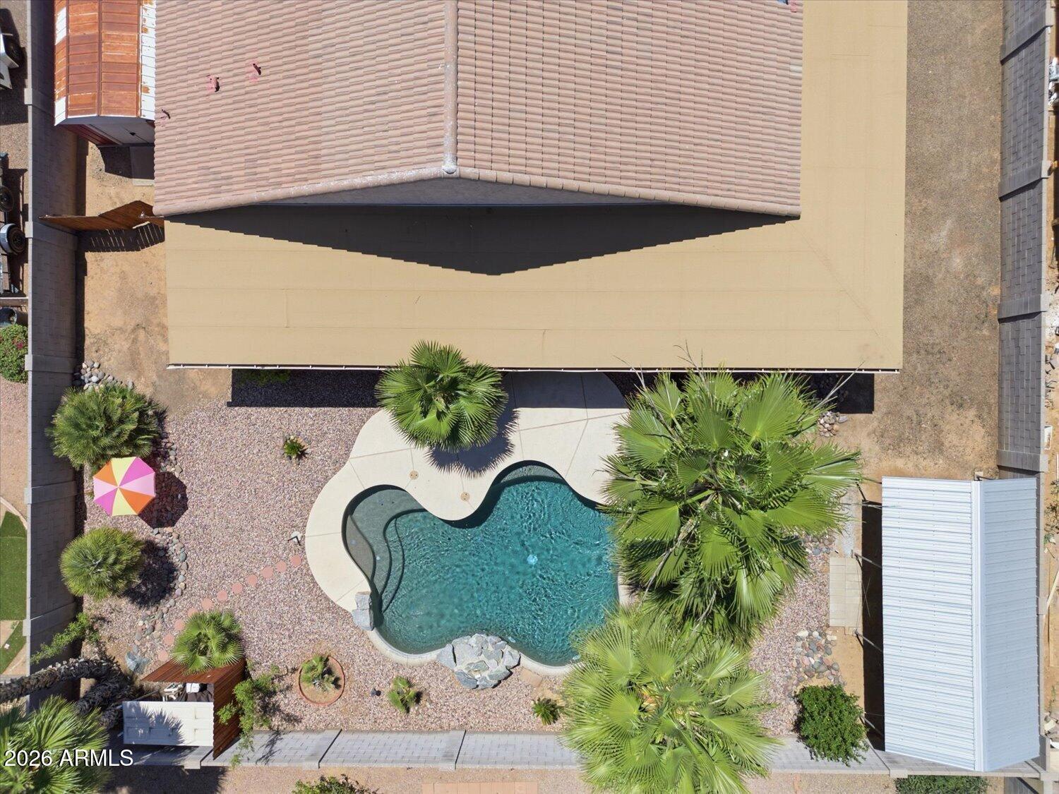 6402 W EDGEMONT Avenue