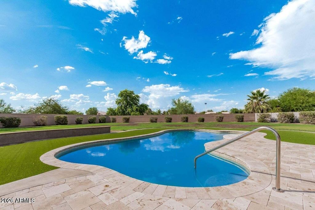 Photo of 6228 N 77th Drive, Glendale, AZ 85303 (MLS # 6987266)