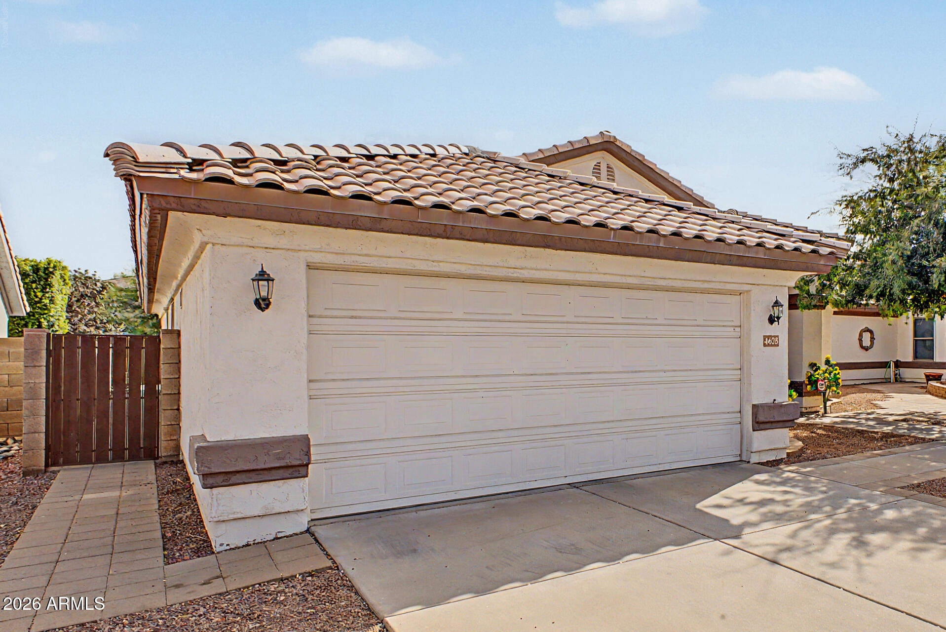 4625 E LAVENDER Lane