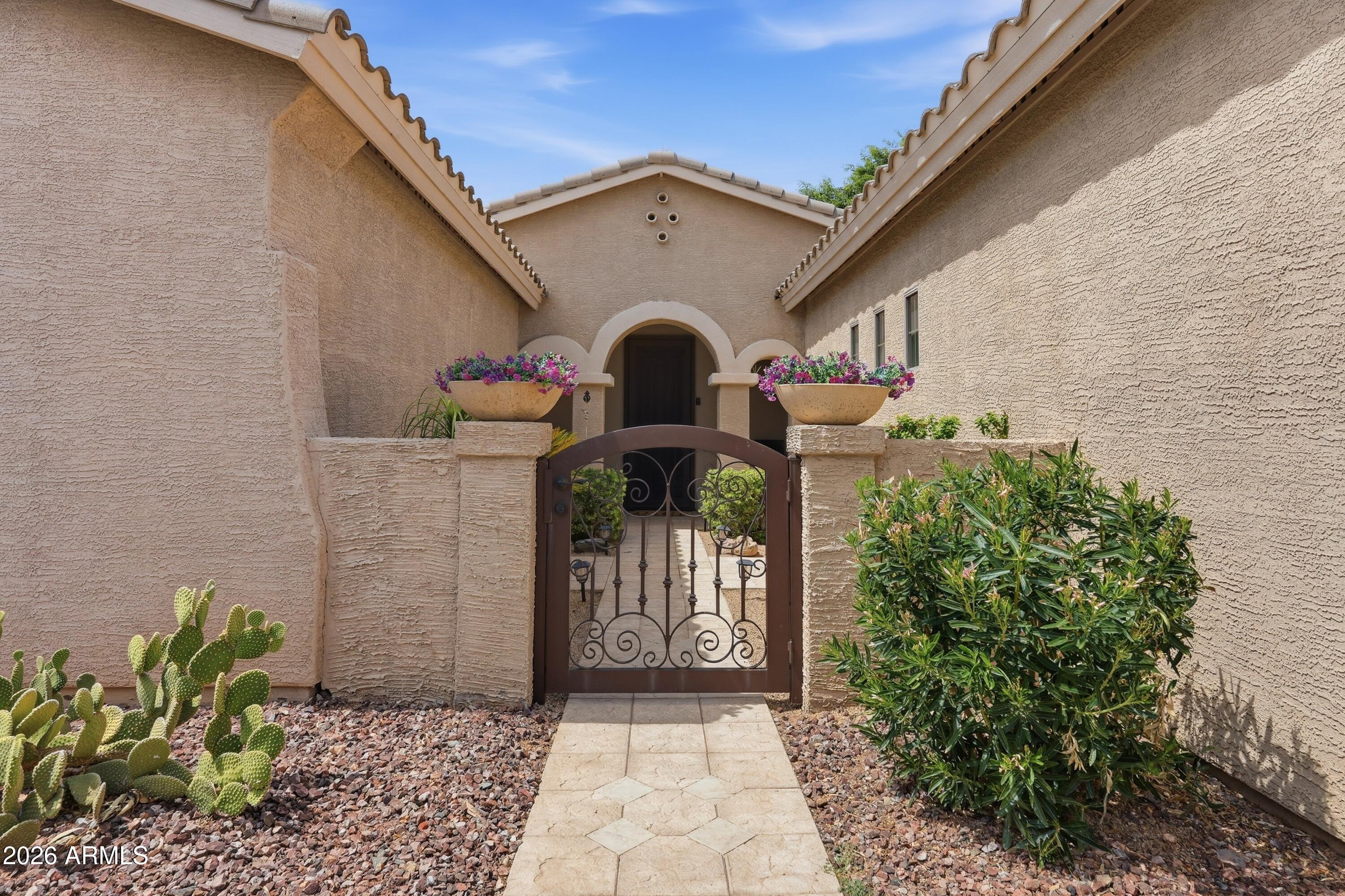 42809 W WHISPERING WIND Lane