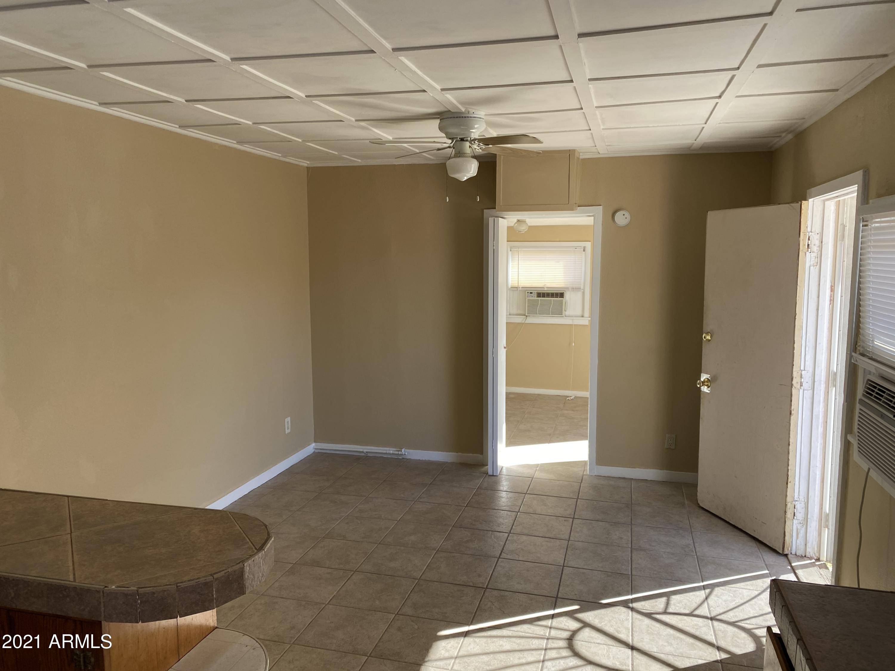 1037 N 25TH Street 2