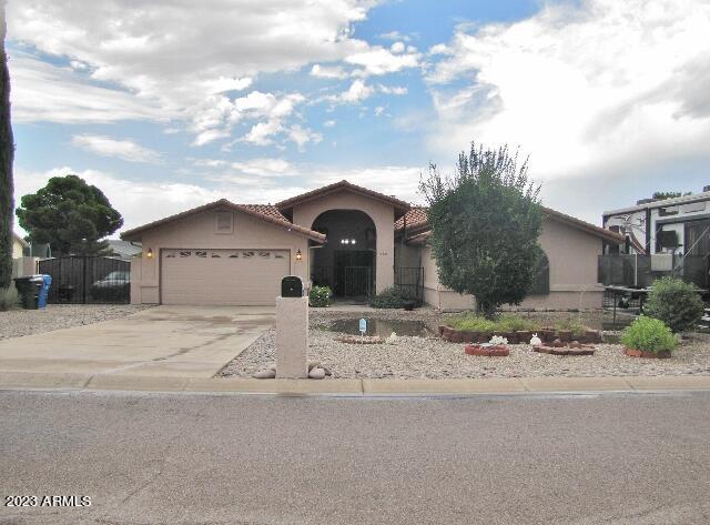 TRACT UNIT 117 - Residential