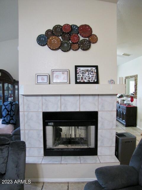 TRACT UNIT 117 - Residential