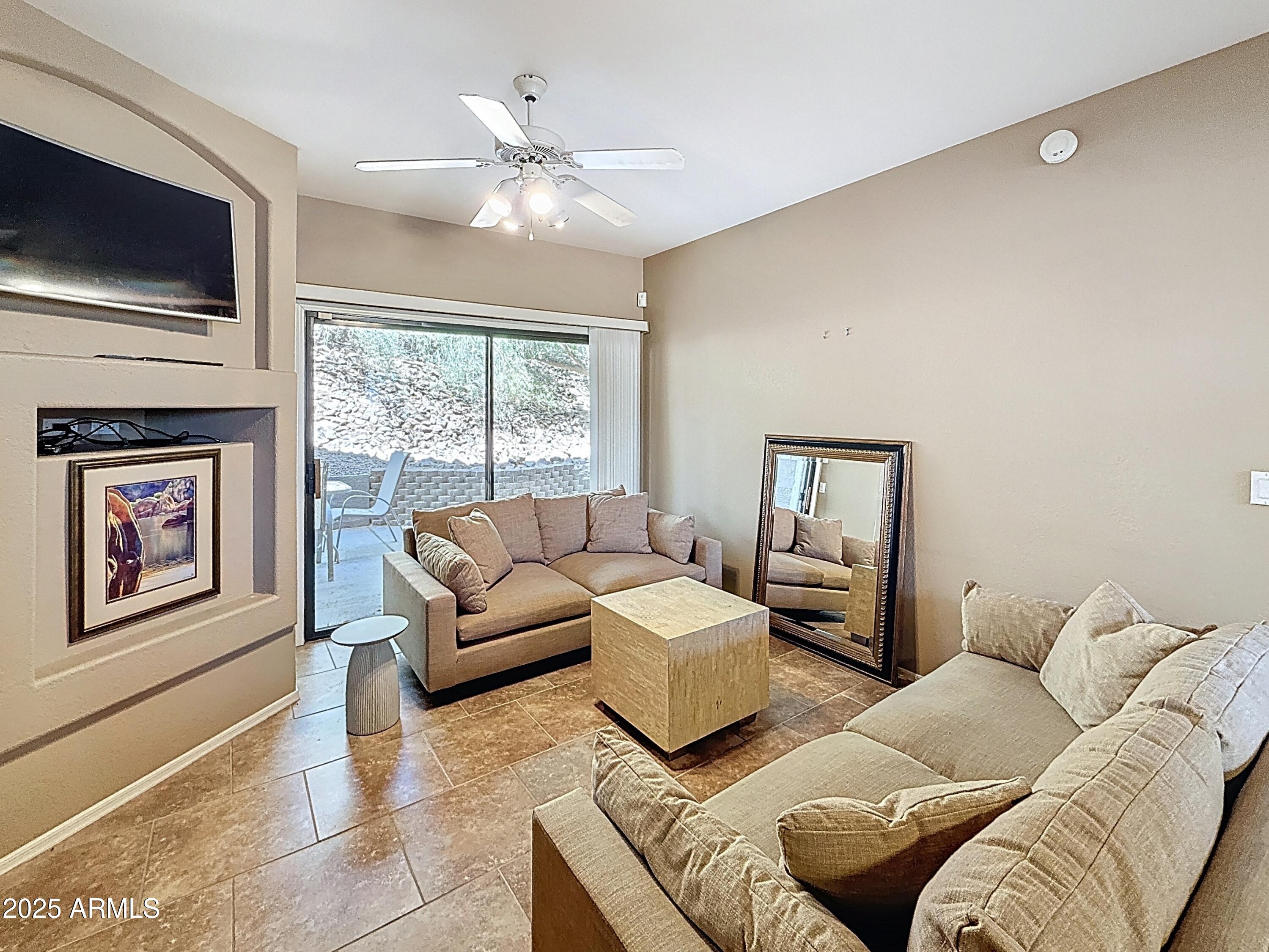 10401 N SAGUARO Boulevard 123