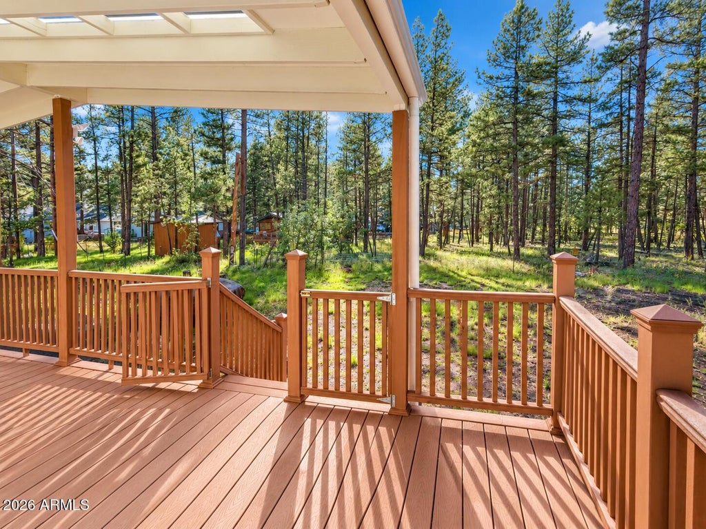 Photo of 17130 Grizzly Ridge, Munds Park, AZ 86017 (MLS # 7095124)