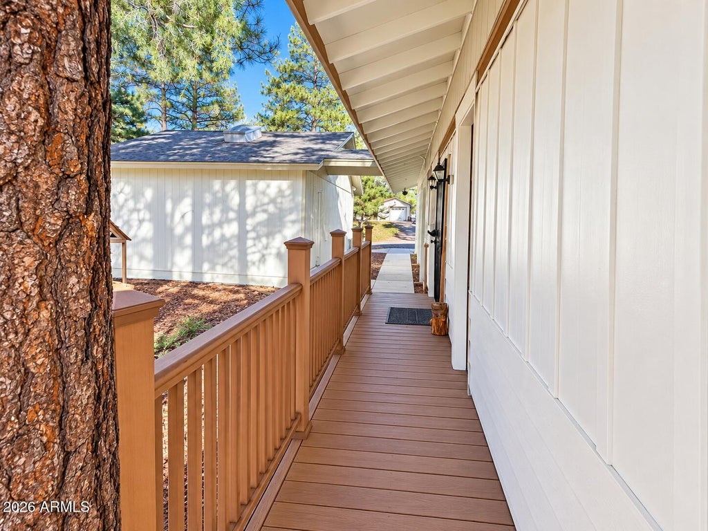 Photo of 17130 Grizzly Ridge, Munds Park, AZ 86017 (MLS # 7095124)