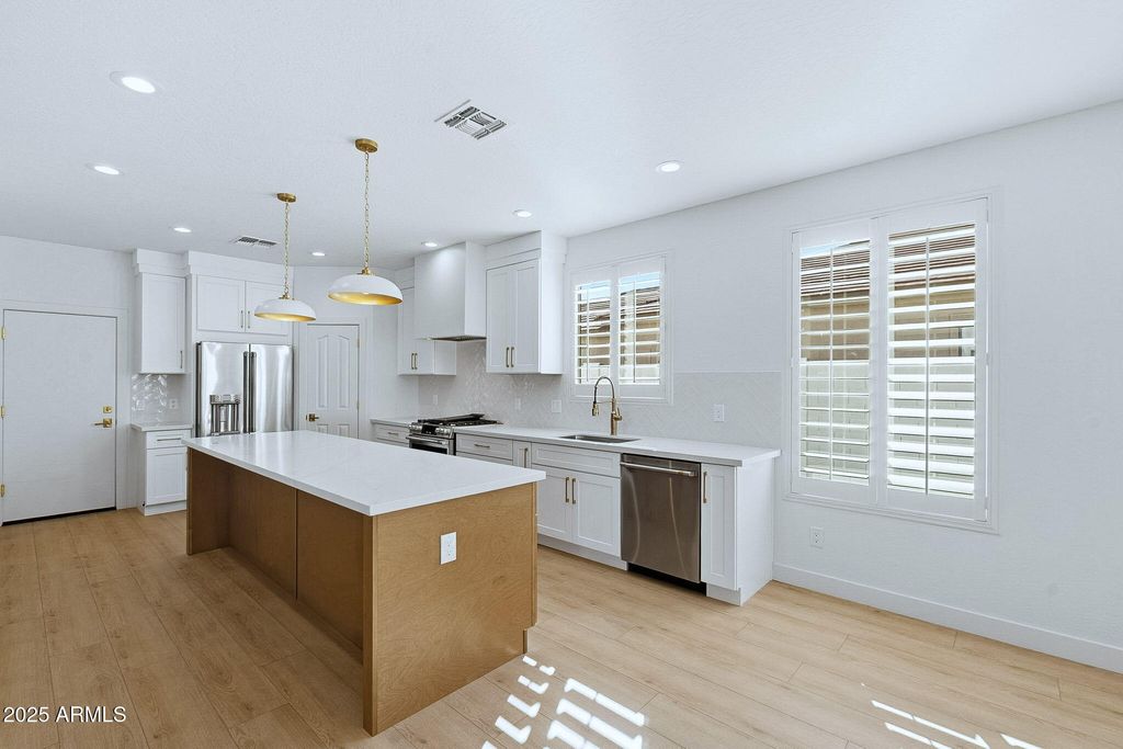 Photo of 6574 S Crestview Drive, Gilbert, AZ 85298 (MLS # 6937735)