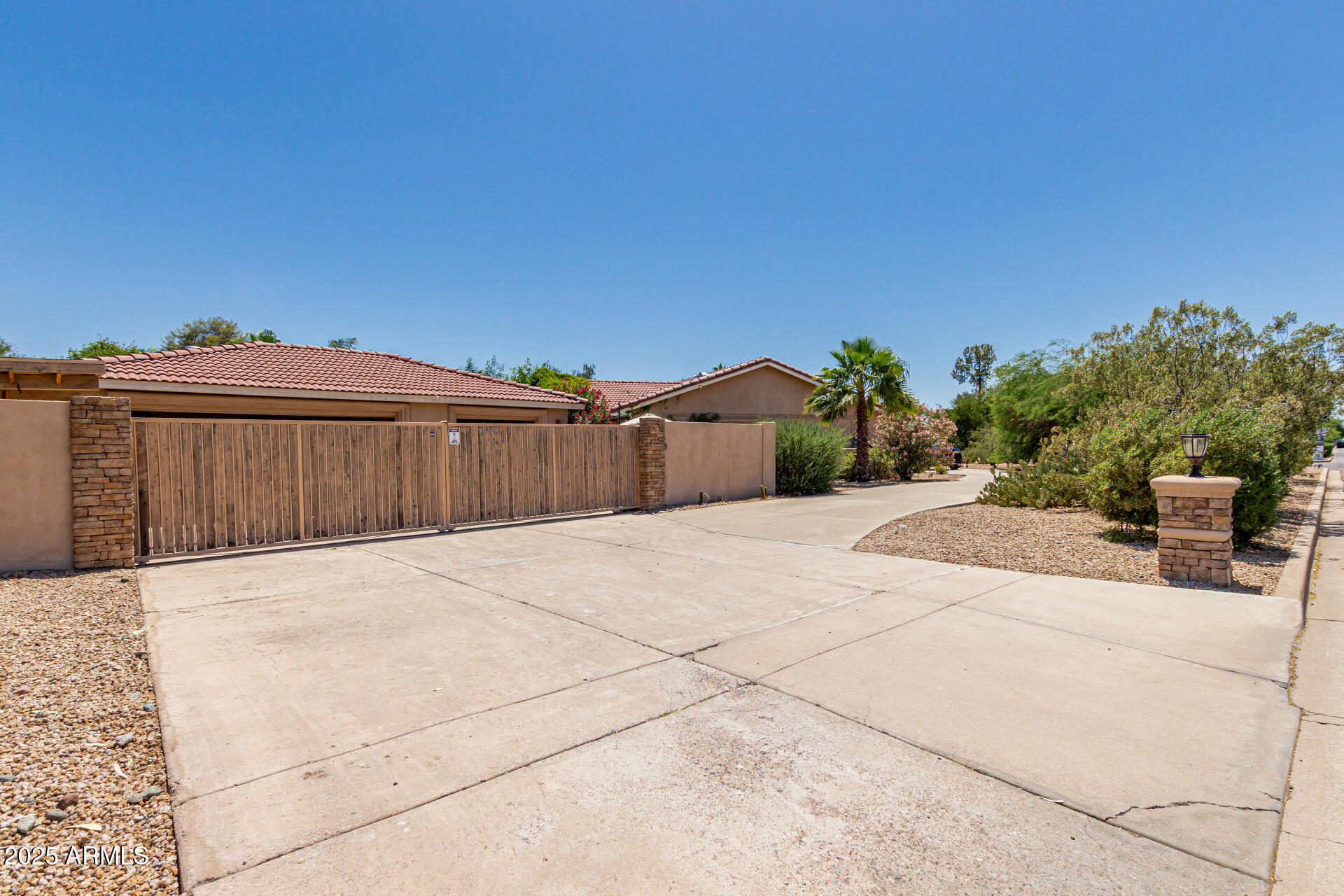 12837 N 68TH Street