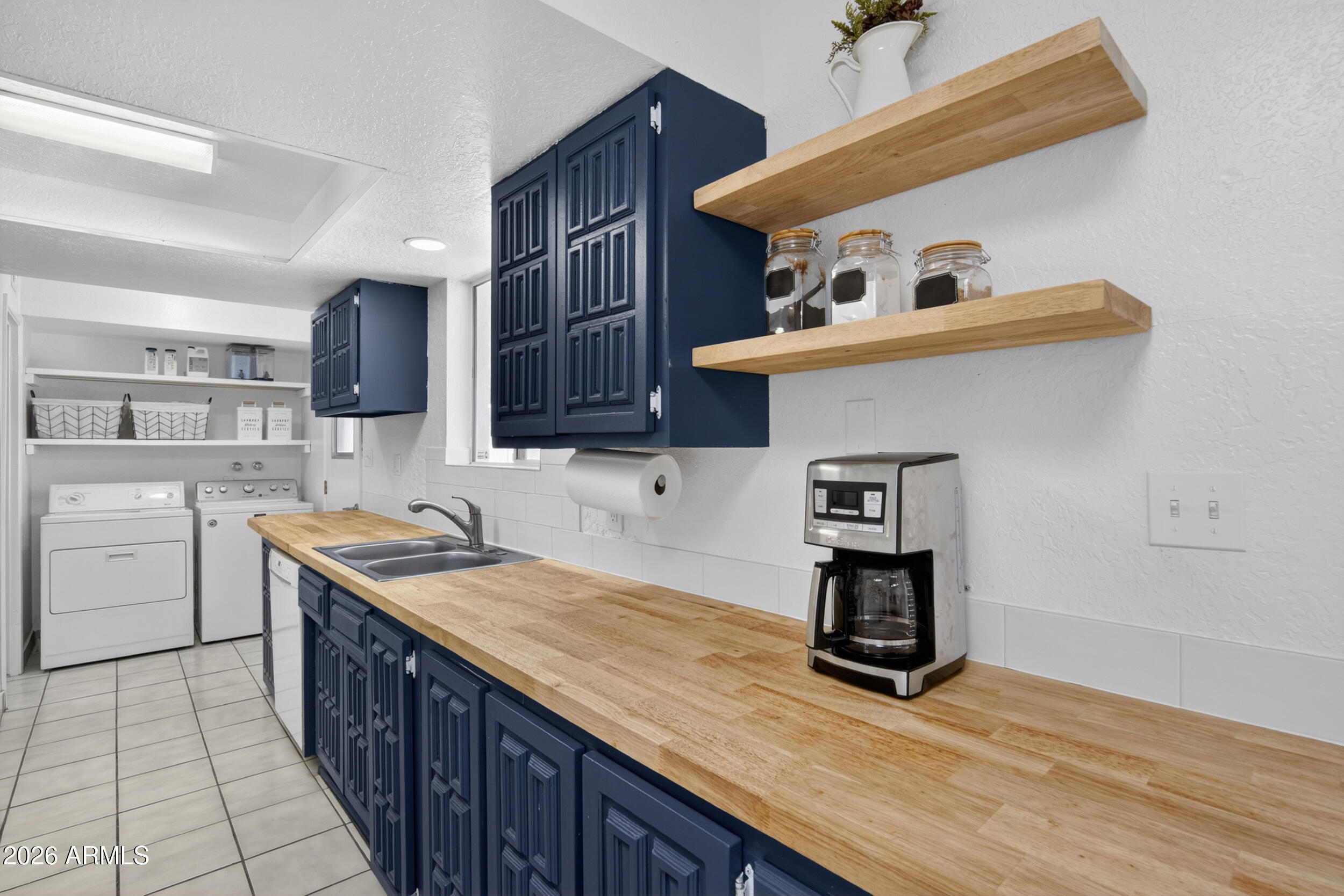 VALENCIA VILLAGE UNIT 2 - Residential