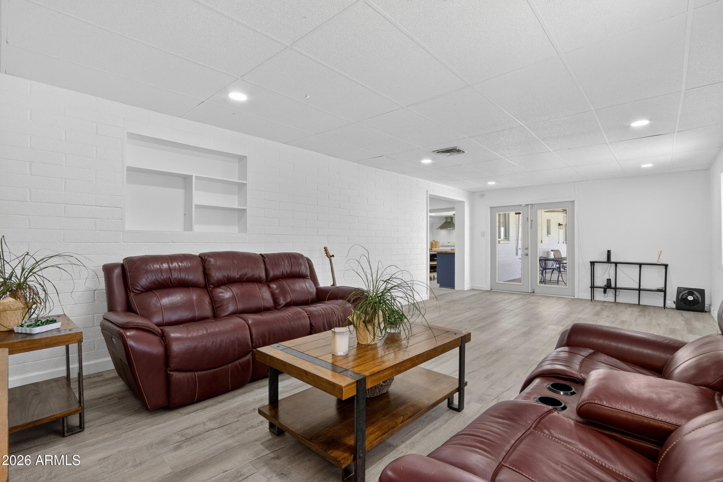 VALENCIA VILLAGE UNIT 2 - Residential