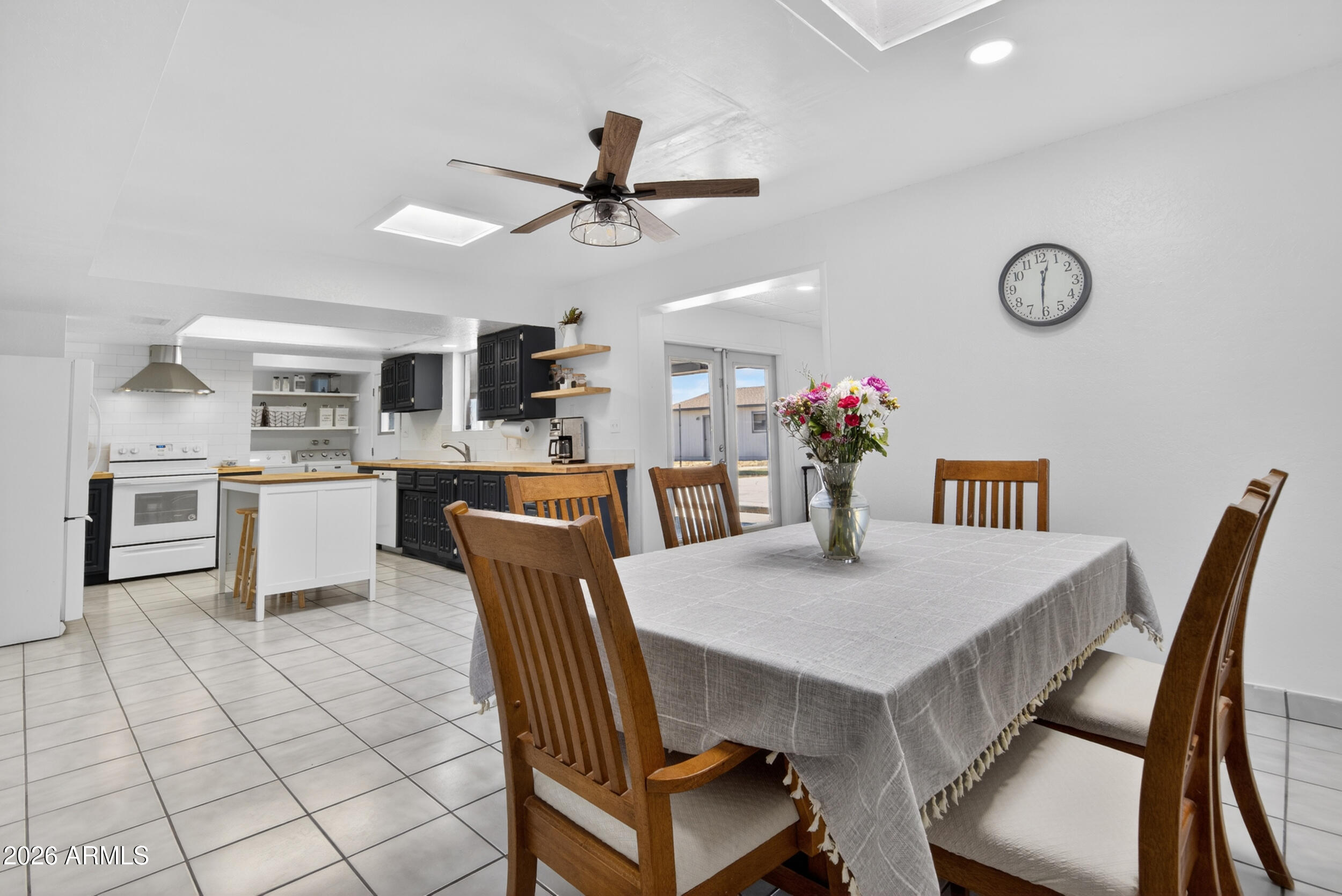 VALENCIA VILLAGE UNIT 2 - Residential