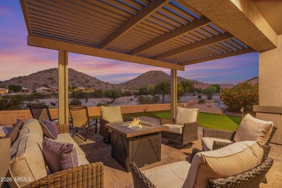 32119 N ECHO CANYON Road San Tan Valley AZ 85143