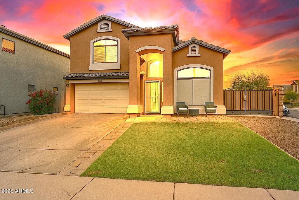Photo of 5201 N 125th Avenue, Litchfield Park, AZ 85340 (MLS # 6923325)