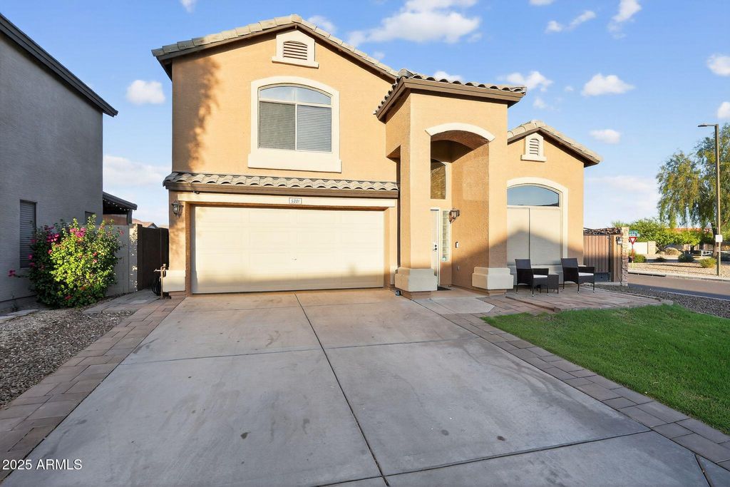 Photo of 5201 N 125th Avenue, Litchfield Park, AZ 85340 (MLS # 6923325)