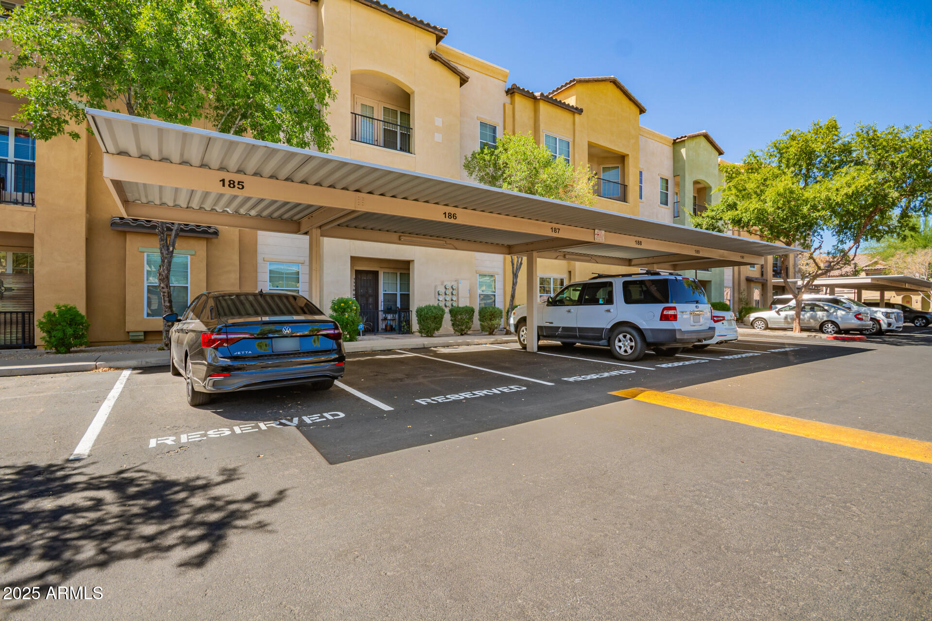 14575 W MOUNTAIN VIEW Boulevard 11311