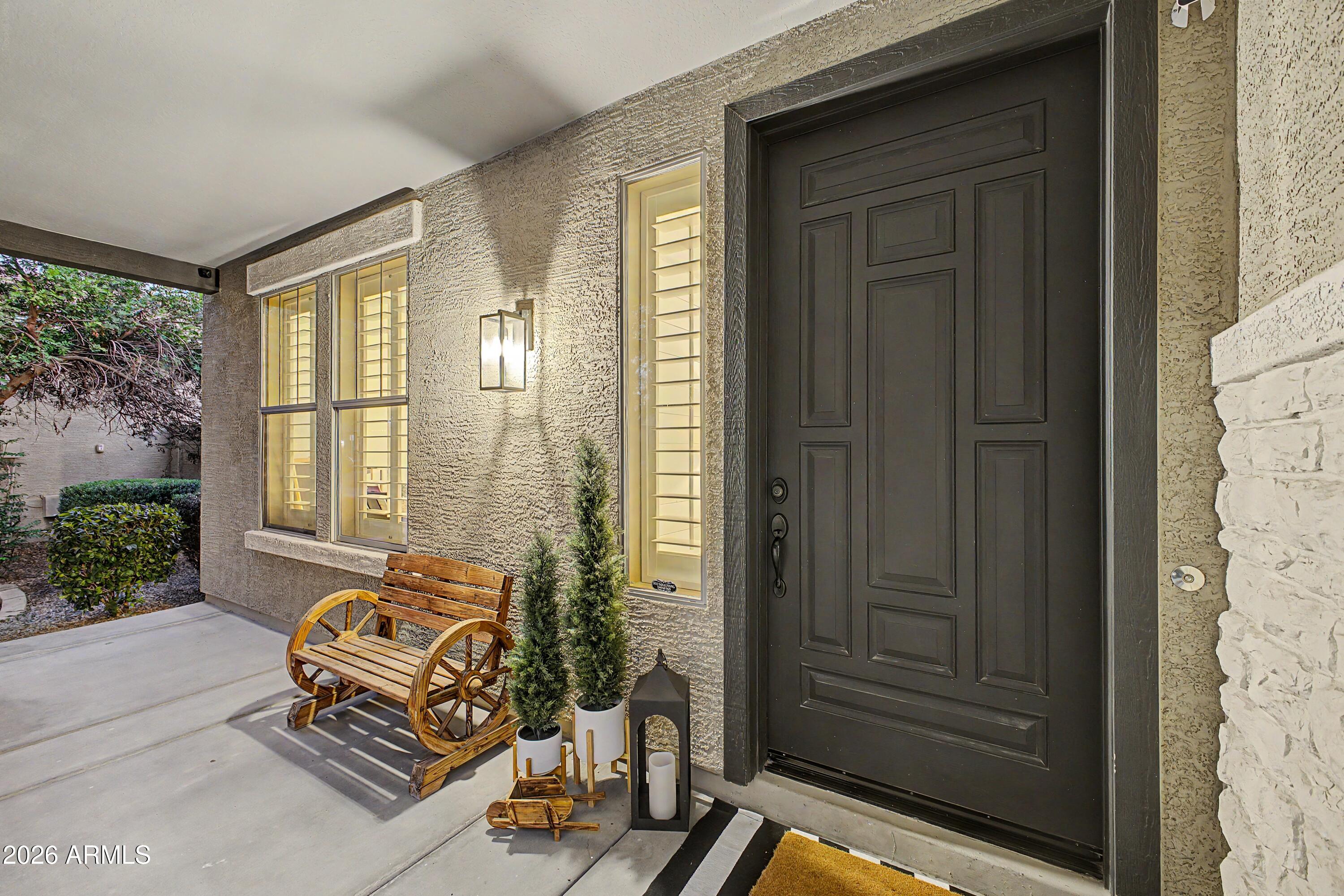 3853 E COMSTOCK Drive