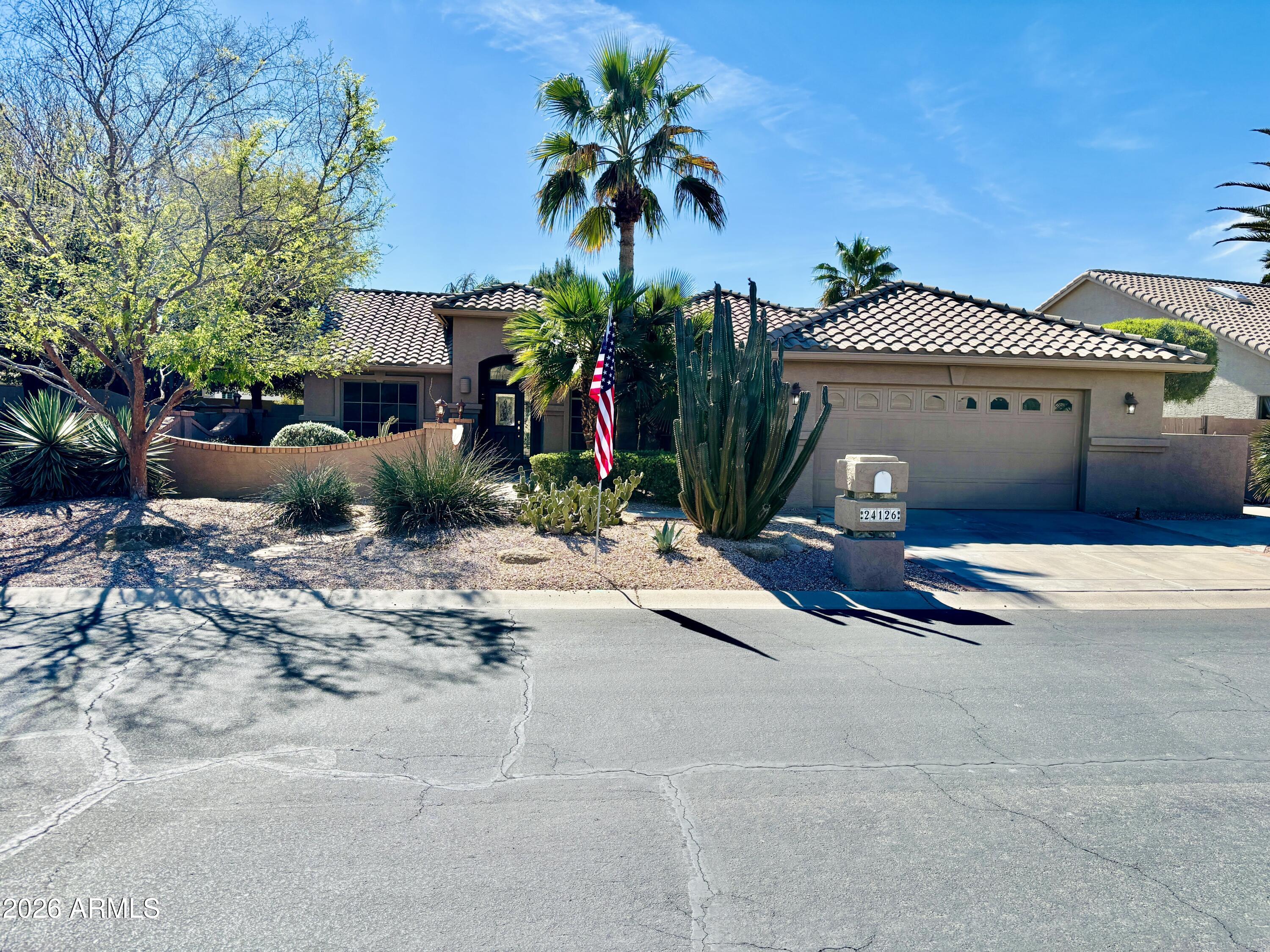 24126 S LAKEWAY Circle NE
