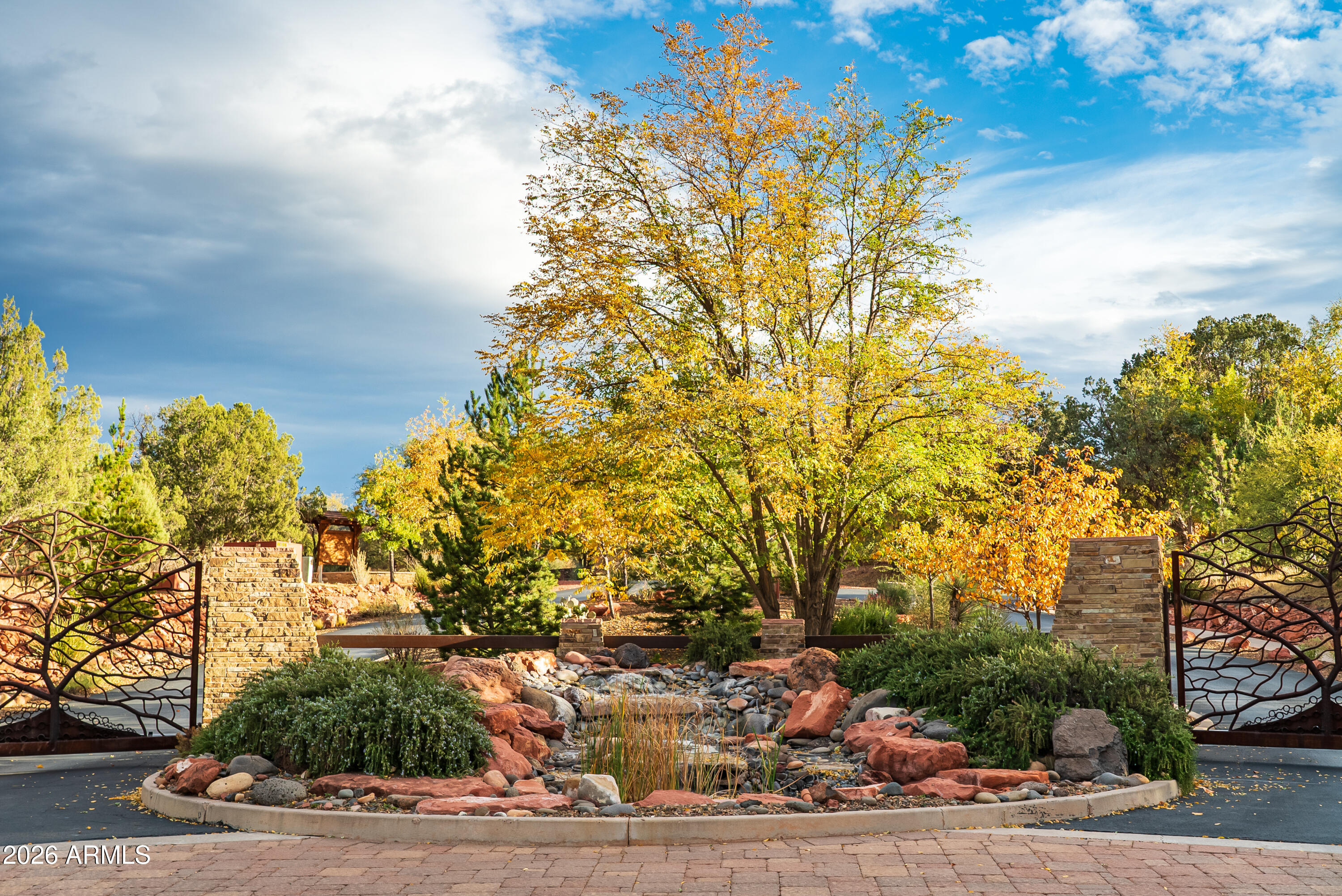 CROSS CREEK RANCH - Land