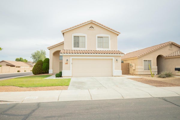 18033 N SKYHAWK DR, SURPRISE, AZ 85374 - Image a69d82bf3d850139e5d6bcc0ff8c845e/1784647964