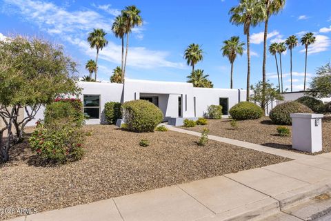 Photo of 11021 N 44th Street, Phoenix, AZ 85028 (MLS # 7024695)