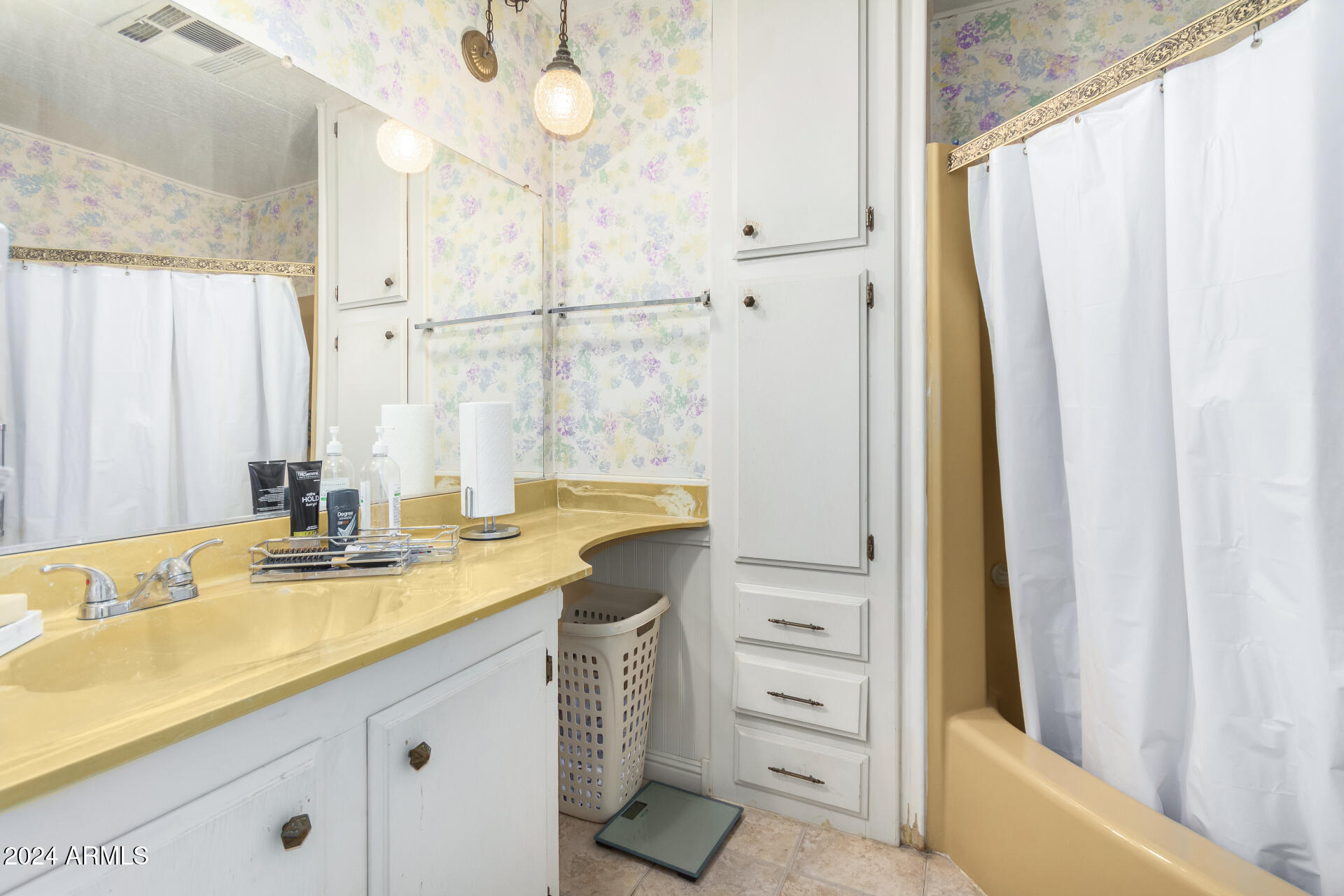 FRIENDLY VILLAGE OF ORANGEWOOD - Residential