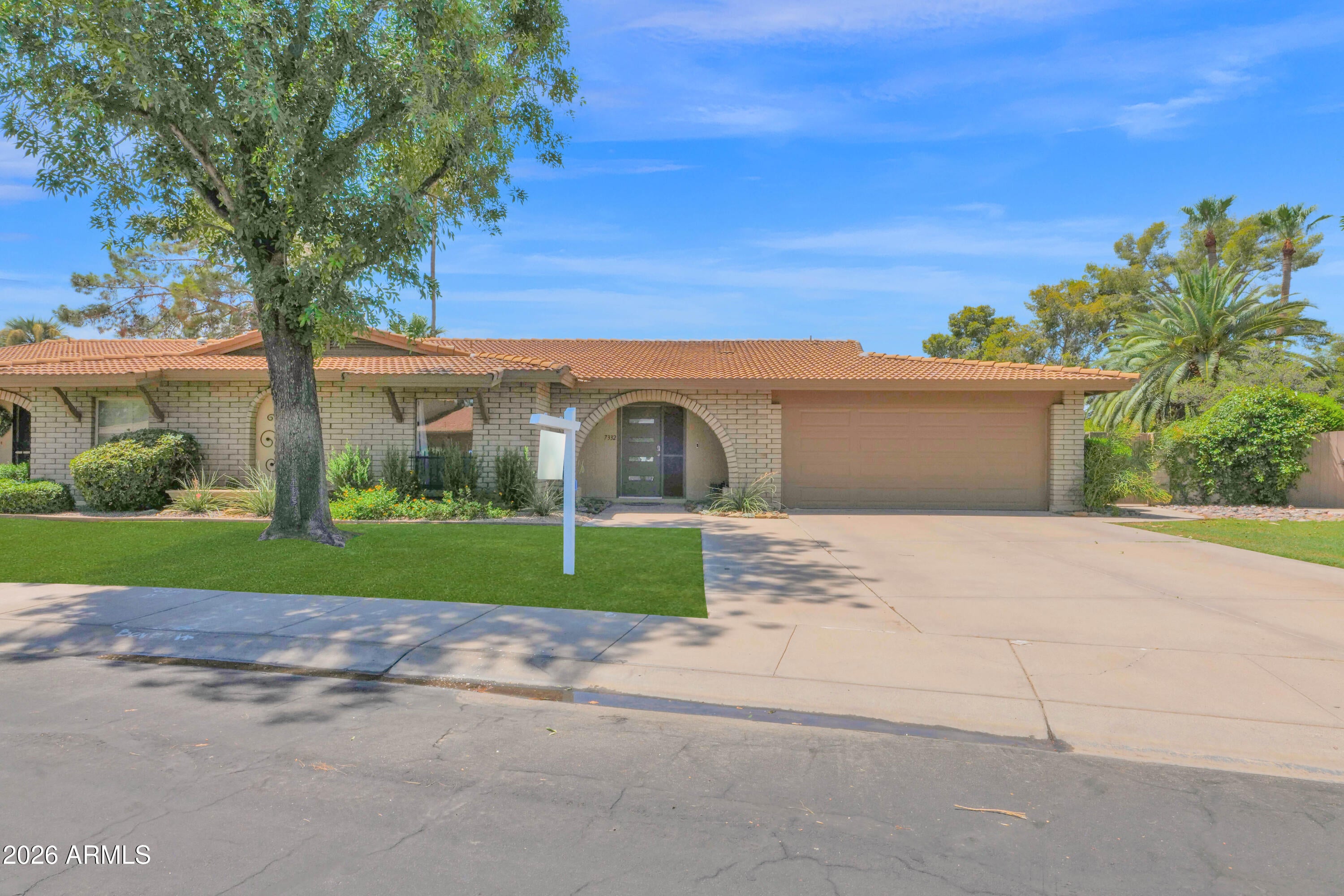 7332 N Del Norte Drive