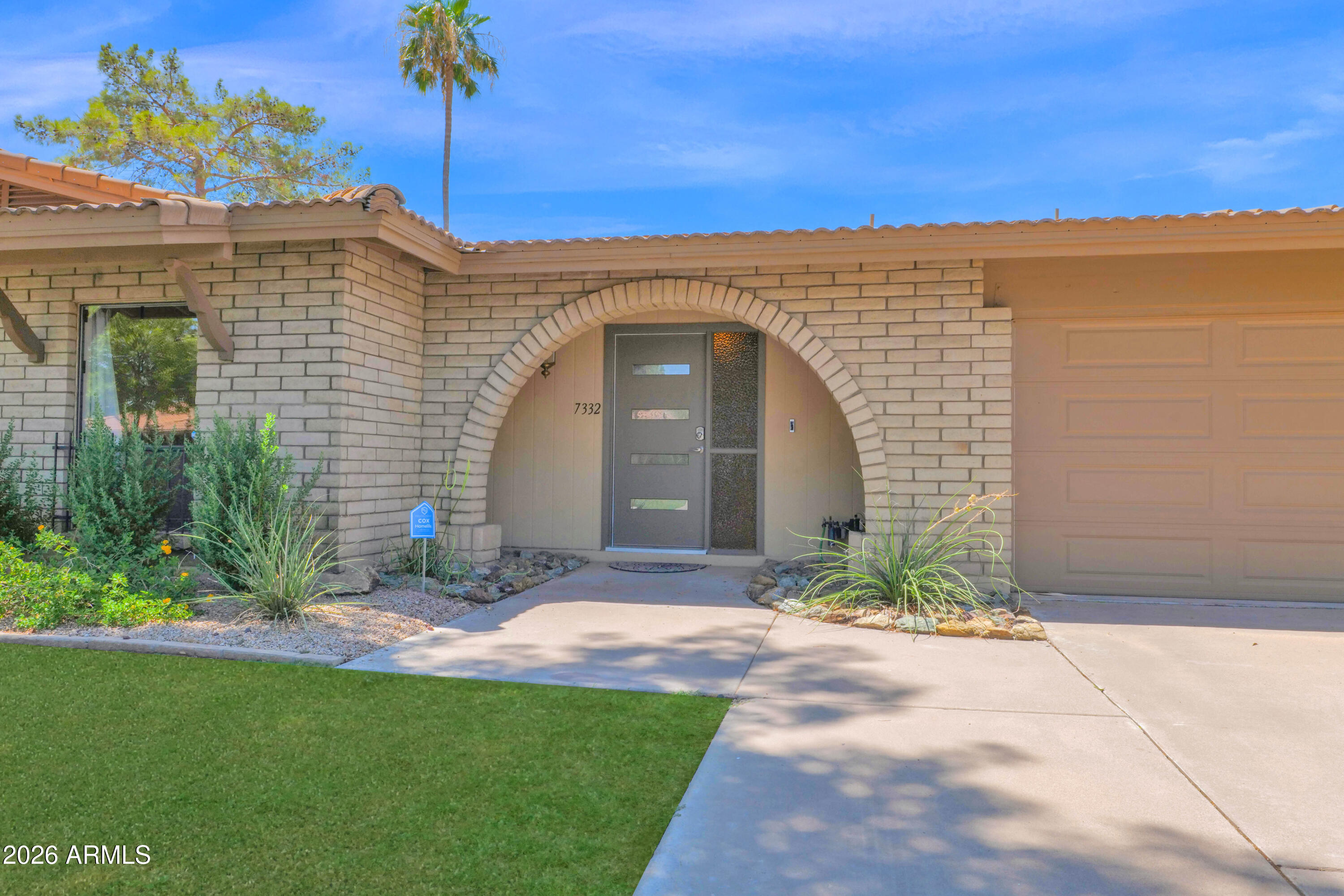7332 N Del Norte Drive