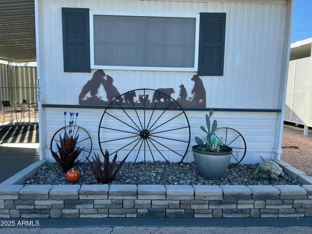 Photo of 7807 E Main Street #I-25, Mesa, AZ 85207 (MLS # 6931225)