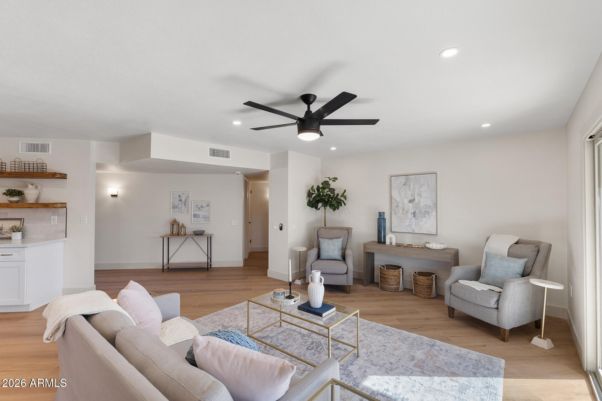 10647 W CAMPANA Drive