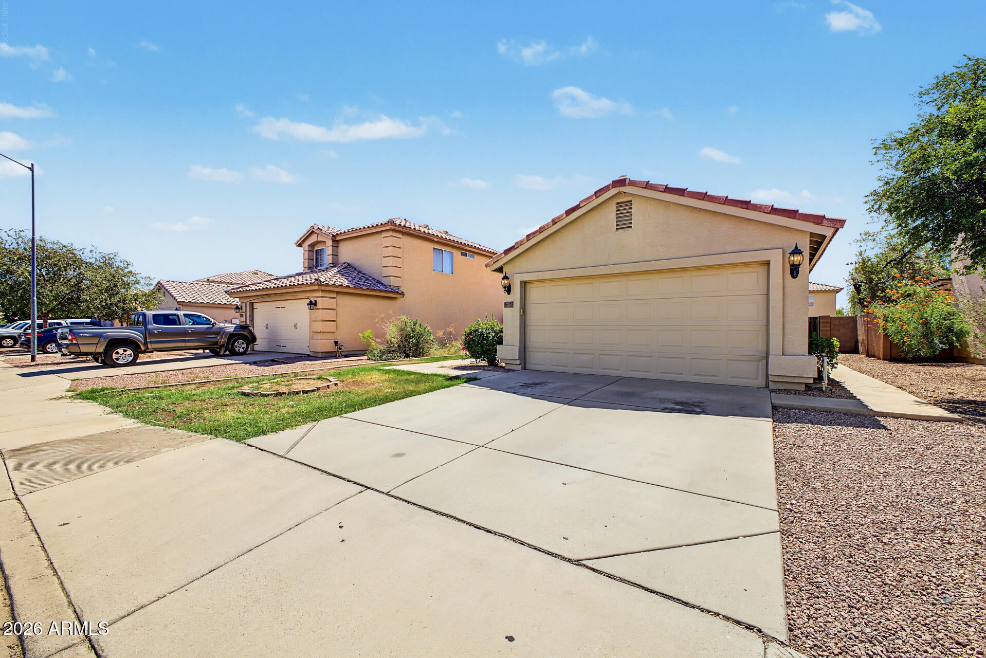 12737 W LAUREL Lane