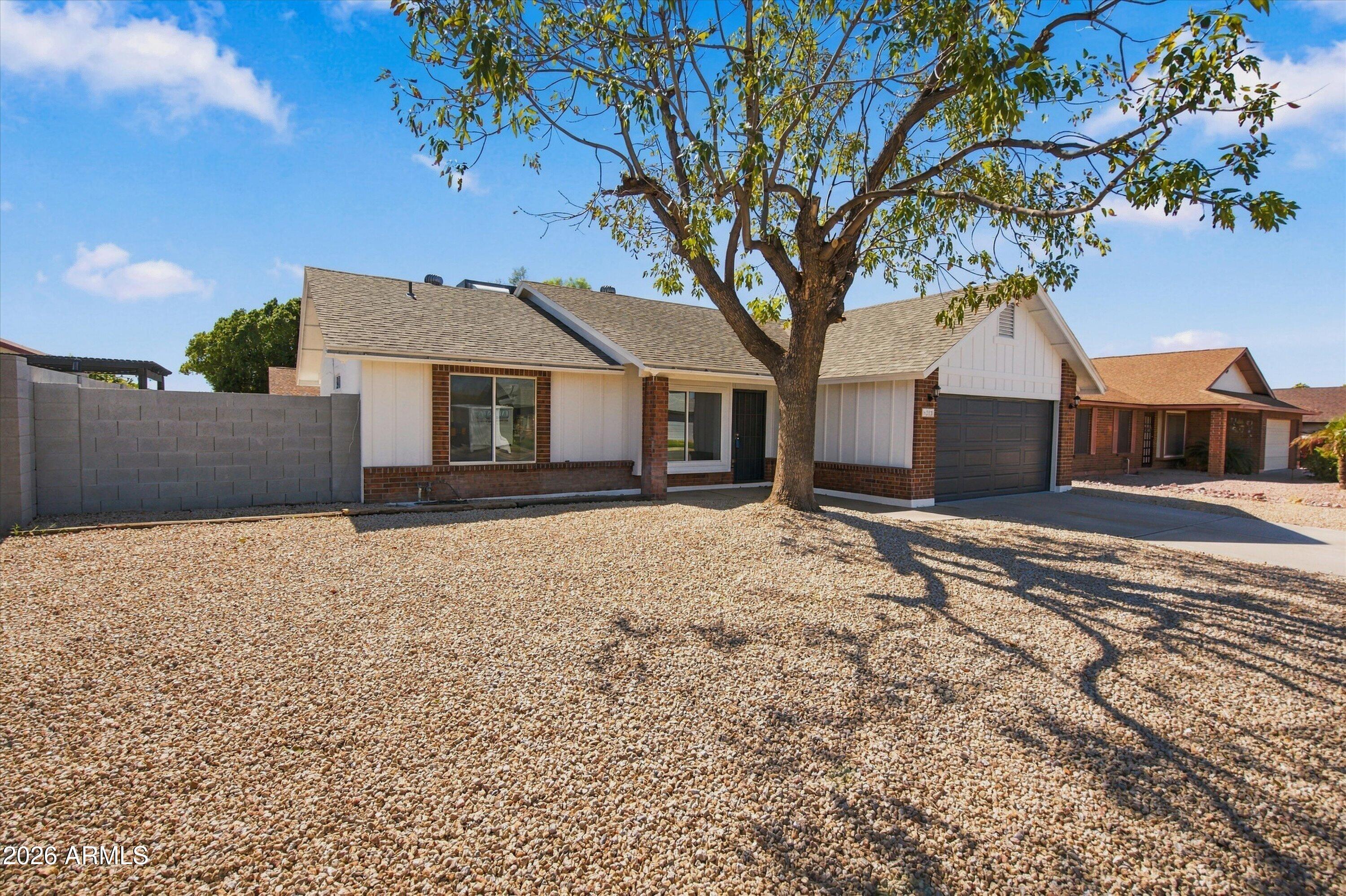 6215 E ENCANTO Street