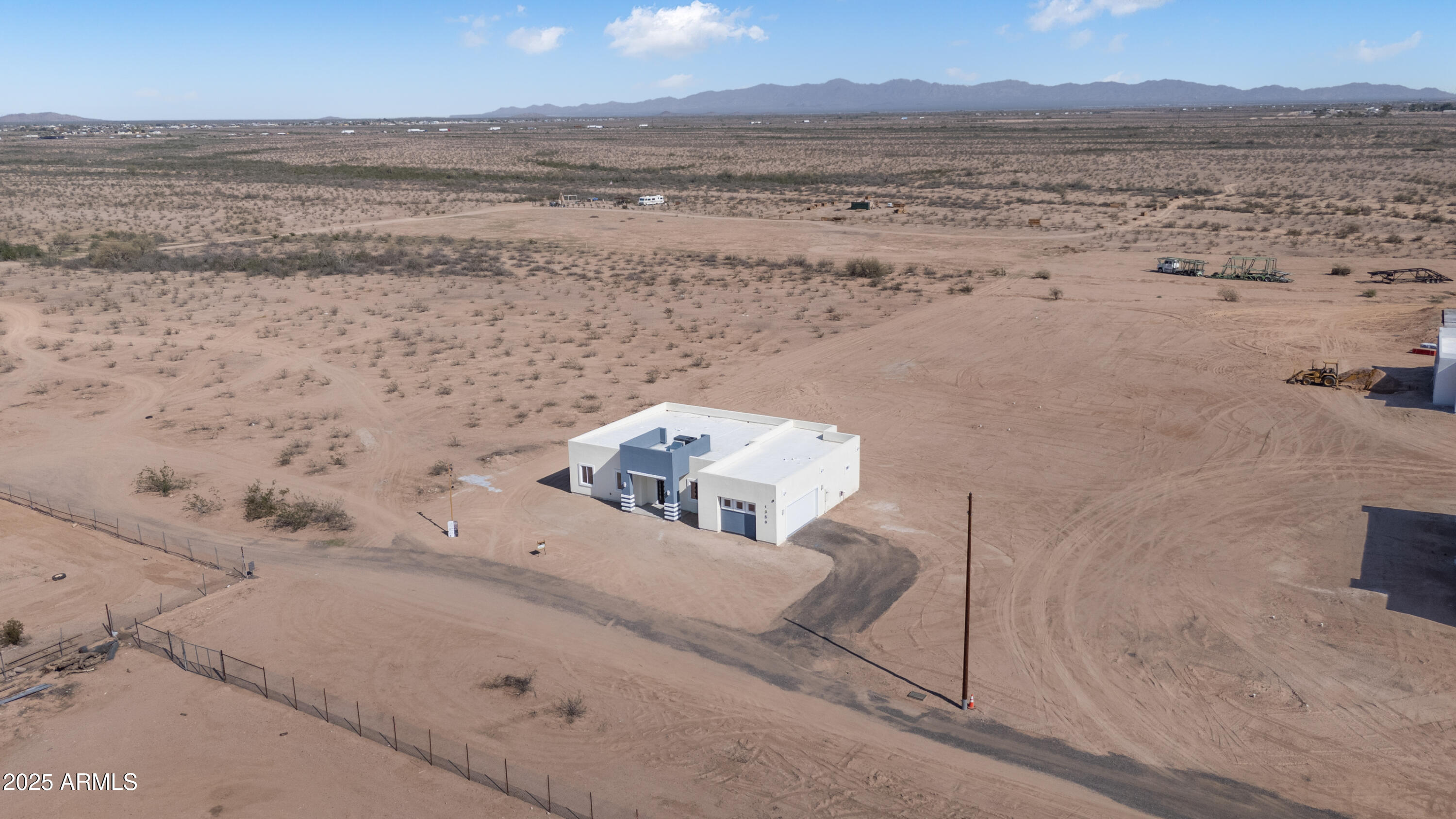 1359 N 373 RD Avenue