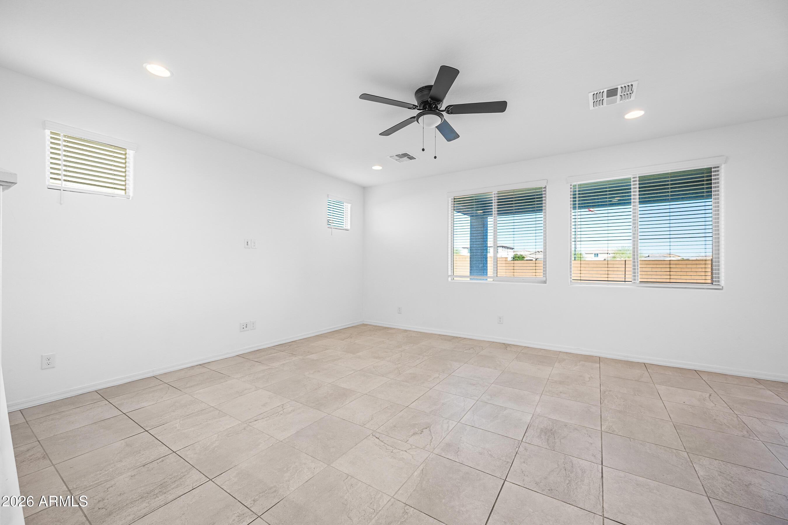 8926 W Oregon Avenue