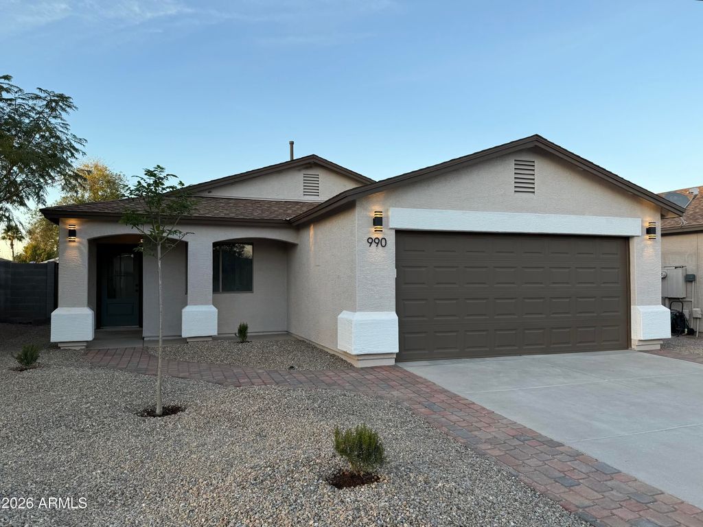 Photo of 990 E Desert Rose Trail, San Tan Valley, AZ 85143 (MLS # 6989030)