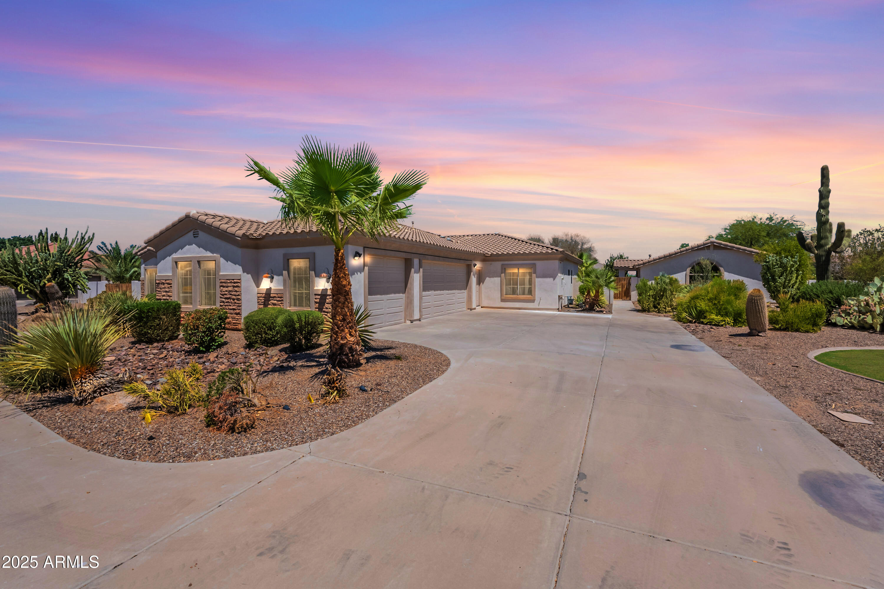 Homes for Sale in Queen Creek Arizona 2 21236 E PUMMELOS Road