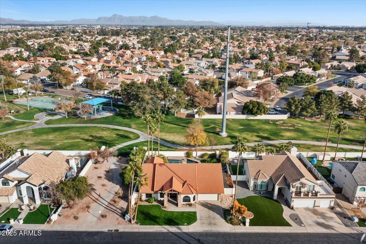 1101 N PEPPERTREE Drive