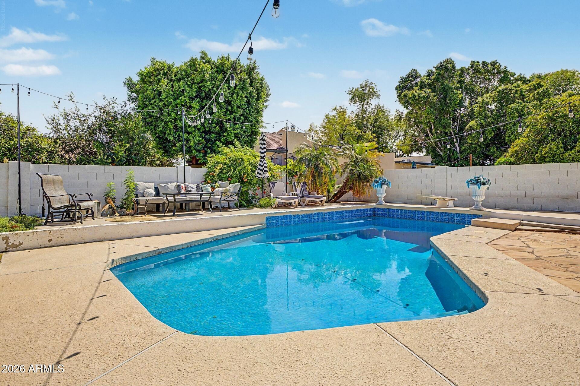 2051 E KAEL Circle