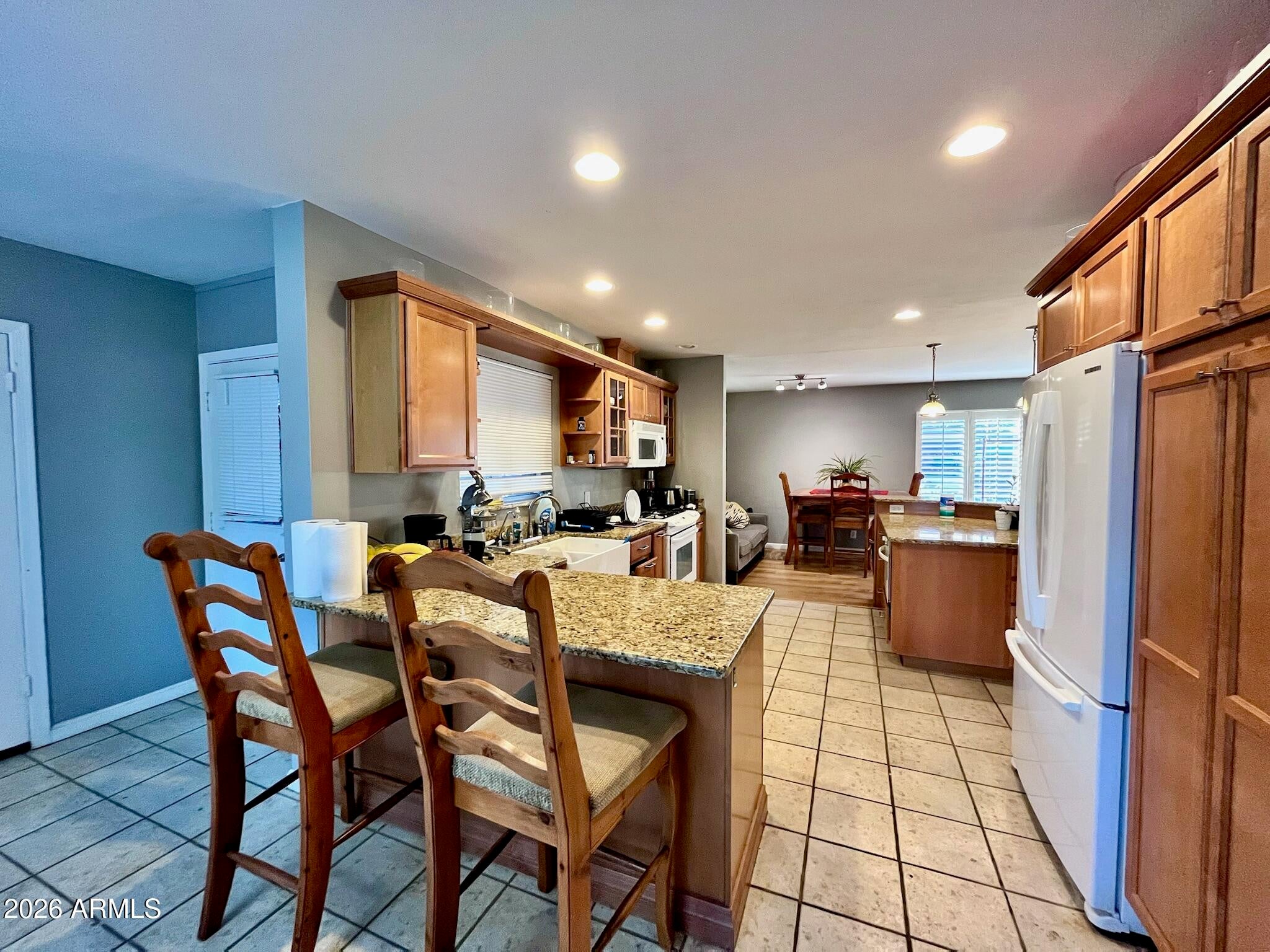 6701 E GRANADA Road