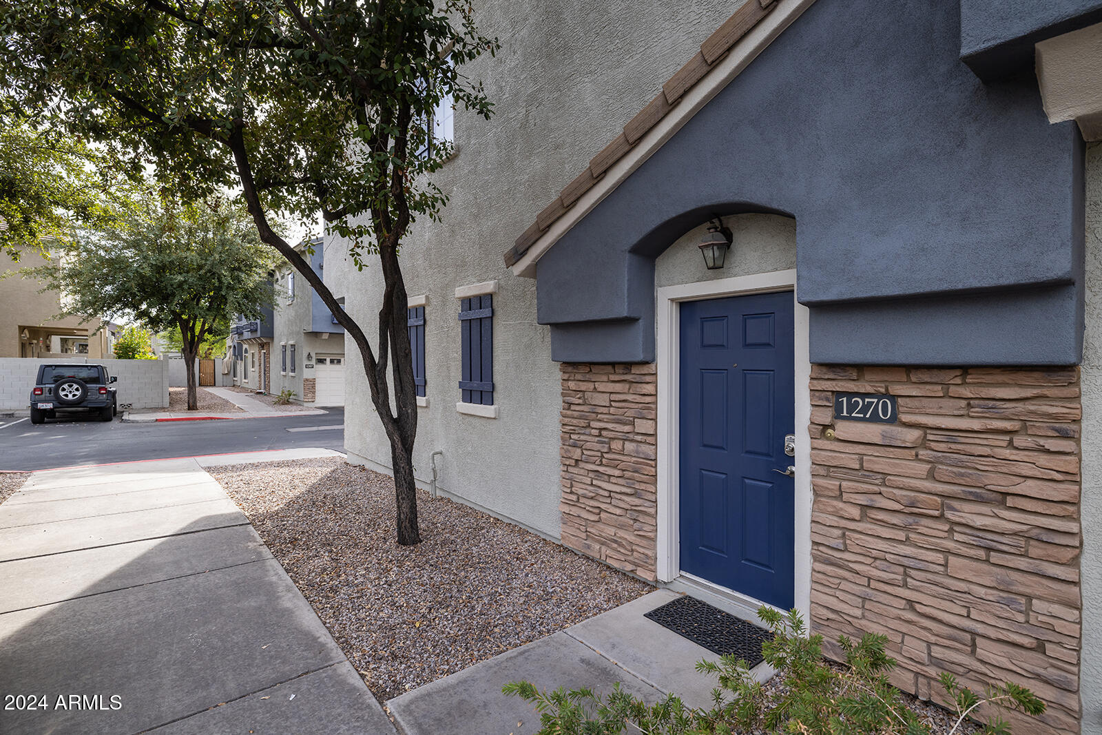 280 S EVERGREEN Road 1270