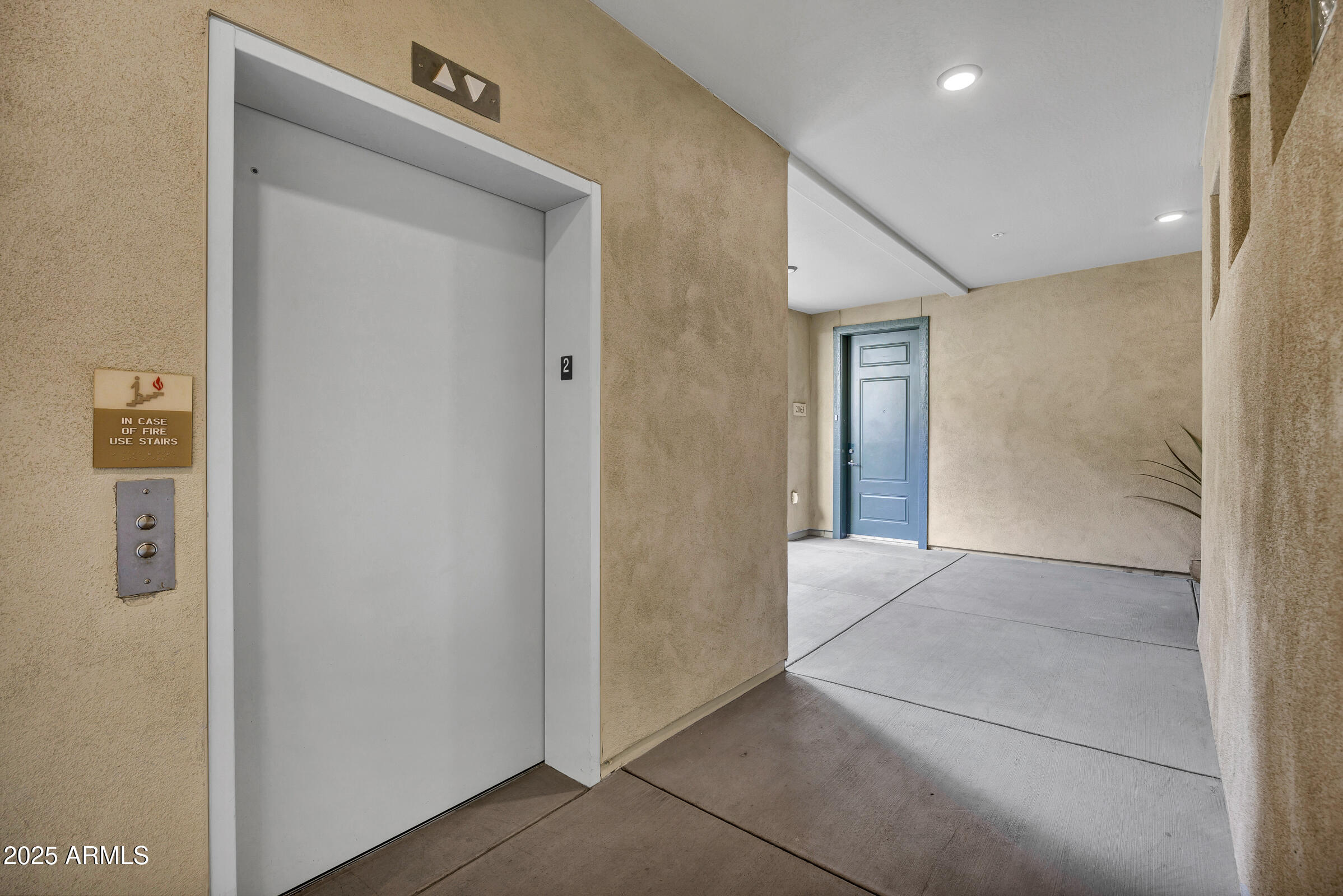 17850 N 68TH Street N 2063