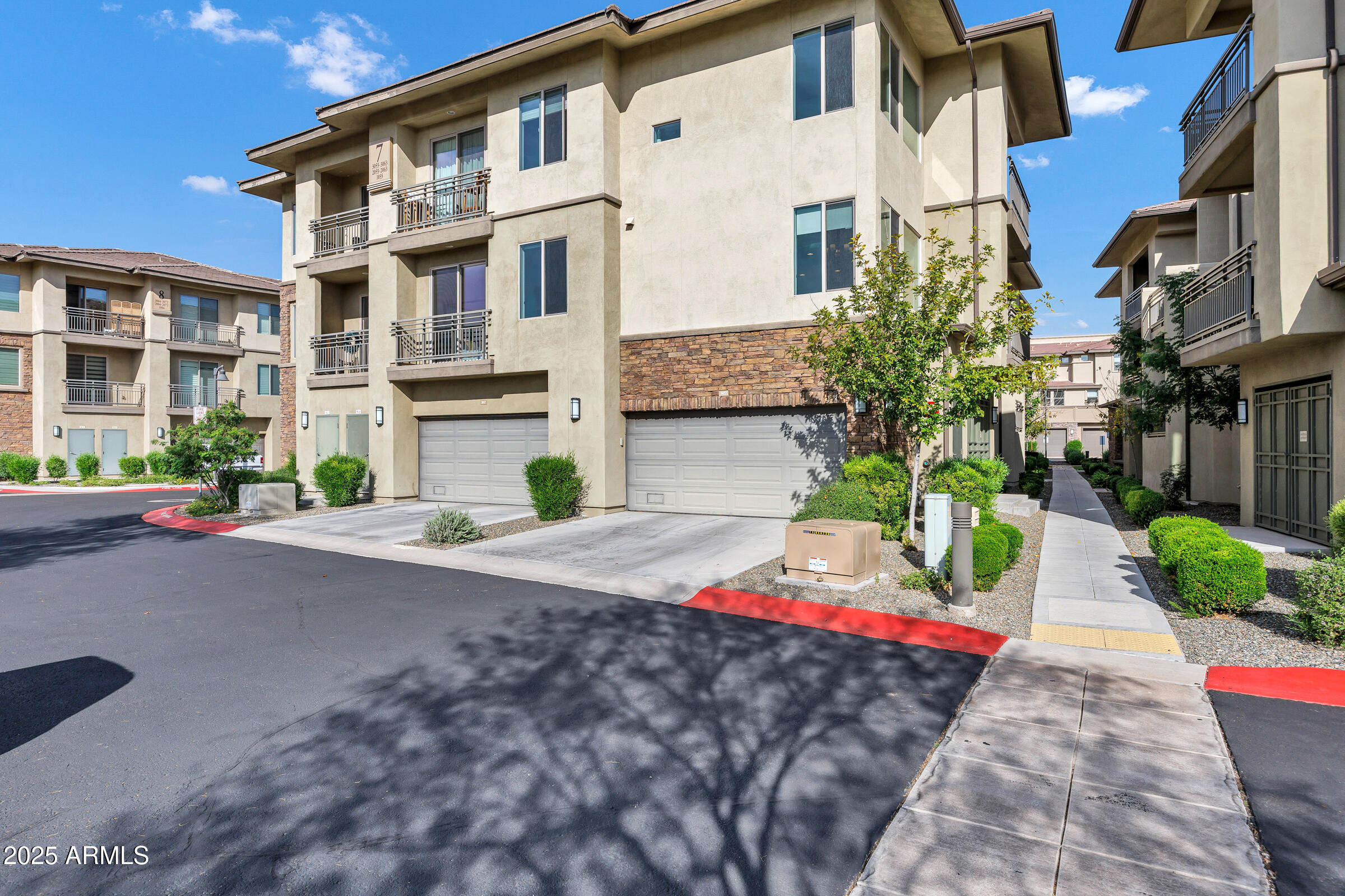 17850 N 68TH Street N 2063