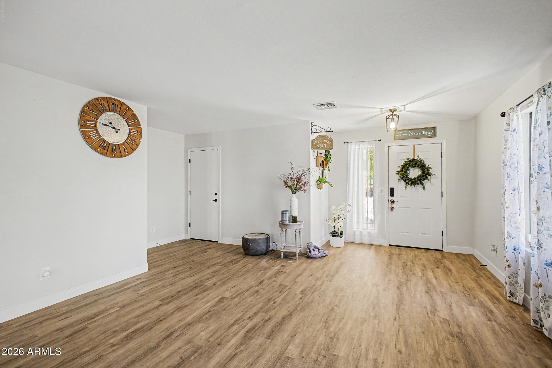 33370 N ROADRUNNER Lane