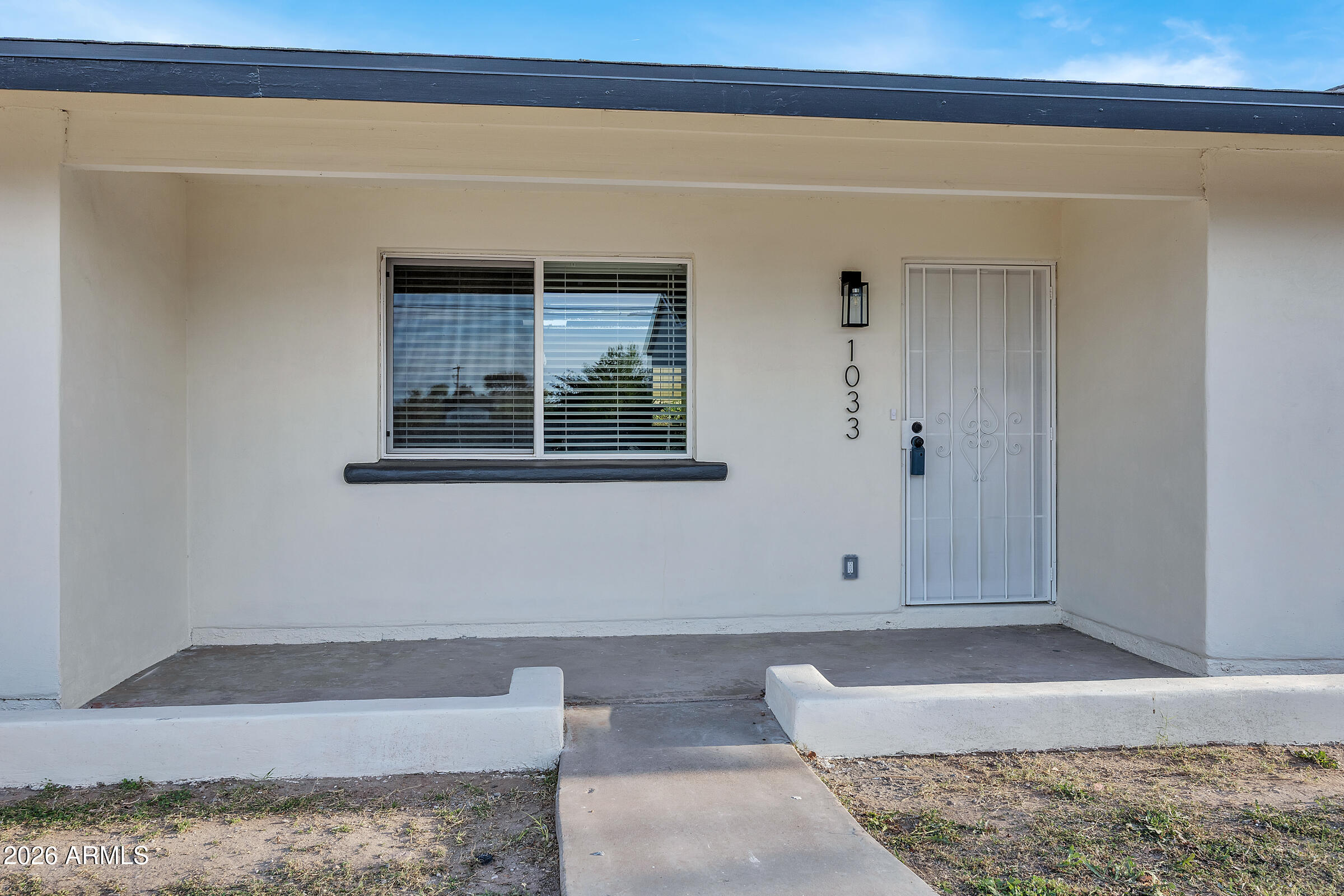 1033 W RIO SALADO Parkway